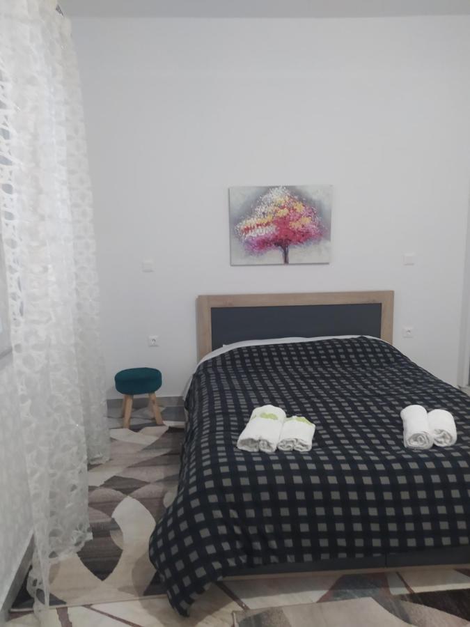 Εirene Room Chalkís Exteriör bild